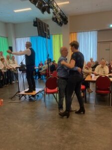 Zondag 27 april: “Ontmoeten op Zondag”. Buurthuis de Mand. 11.00 uur-16.00 uur.